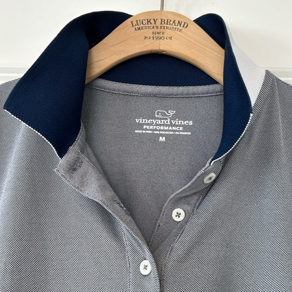 Vineyard Vines Performance Polo Shirt Silvery Blue Medium w MEASUREMENTS! - Picture 8 of 13